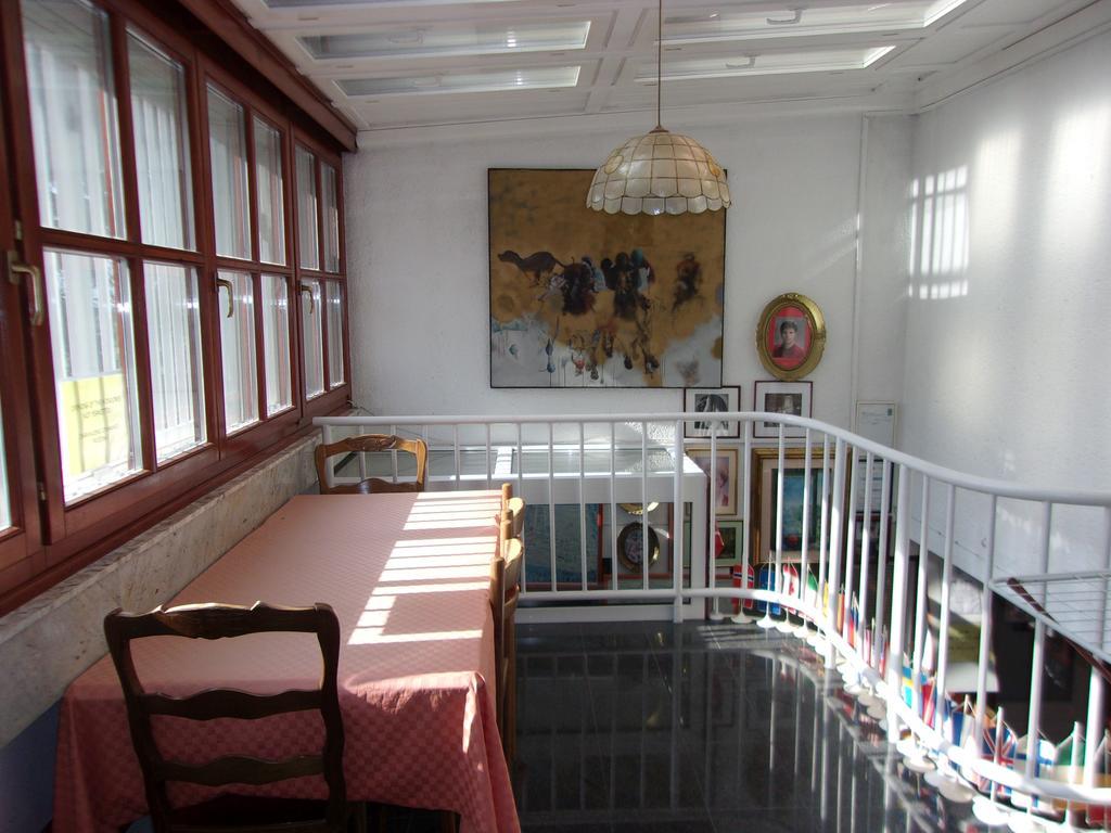 Tower House Hotel ซาราเยโว ภายนอก รูปภาพ